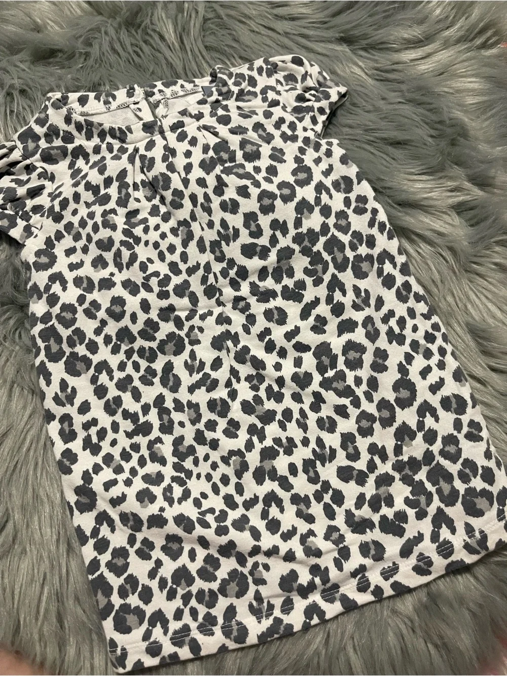 Cute baby girl dress size 18 months by old Navy. Cheetah animal print #2798